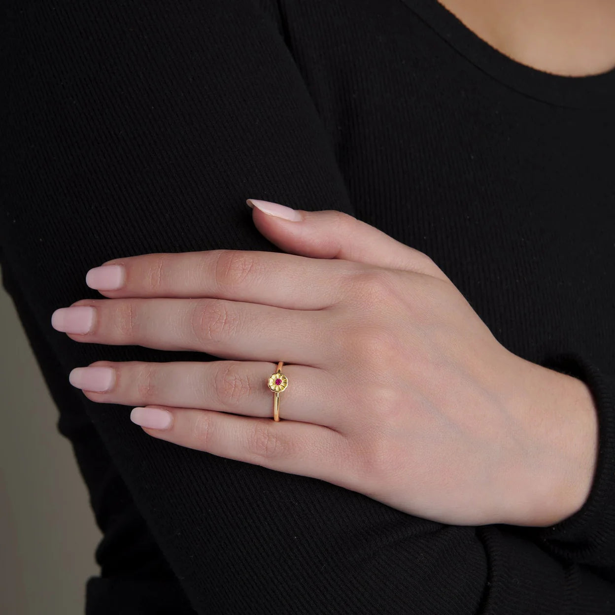 Daisy Ring - Ruby & 18K by Kim Larsen
