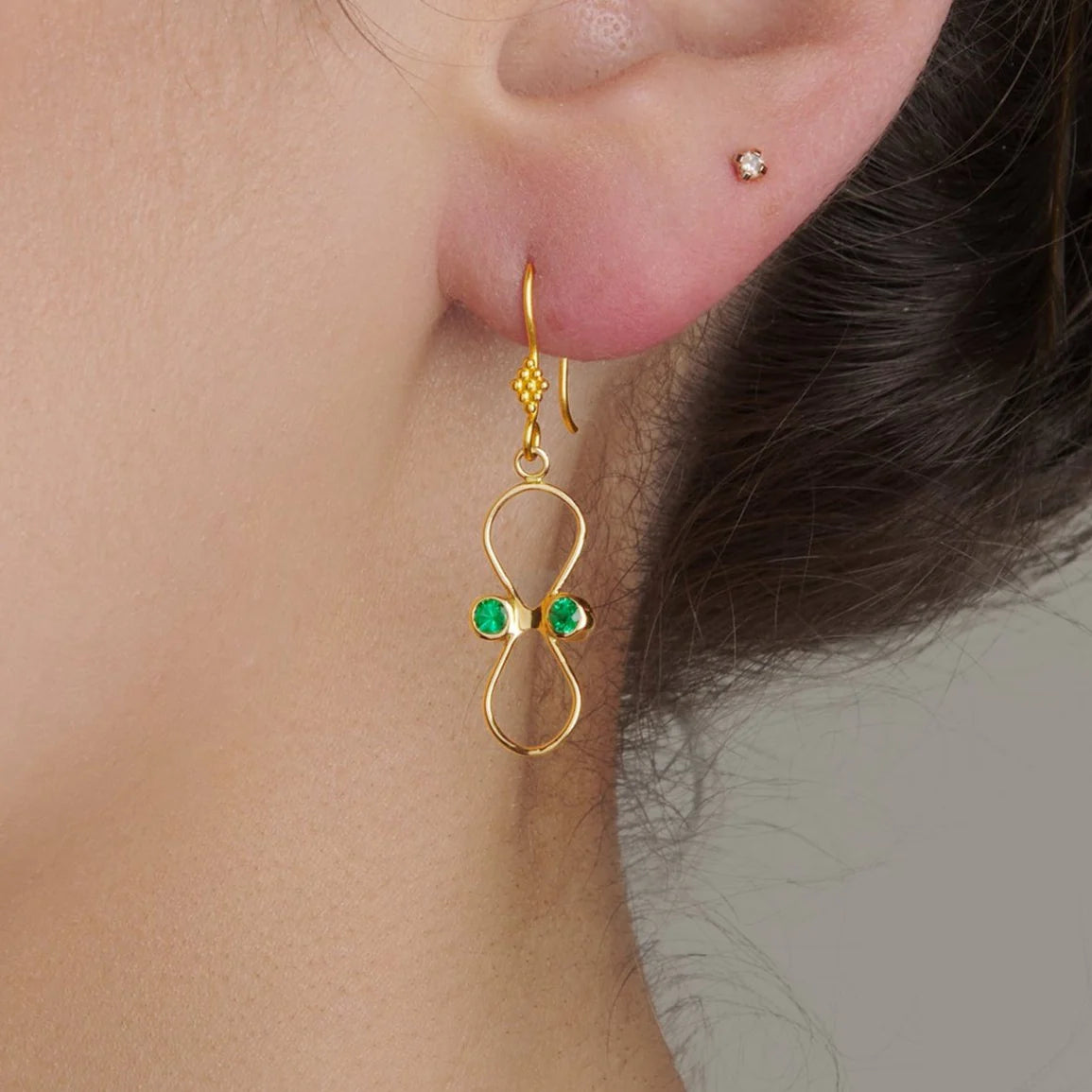 18K Hourglass Earrings by Kim Larsen