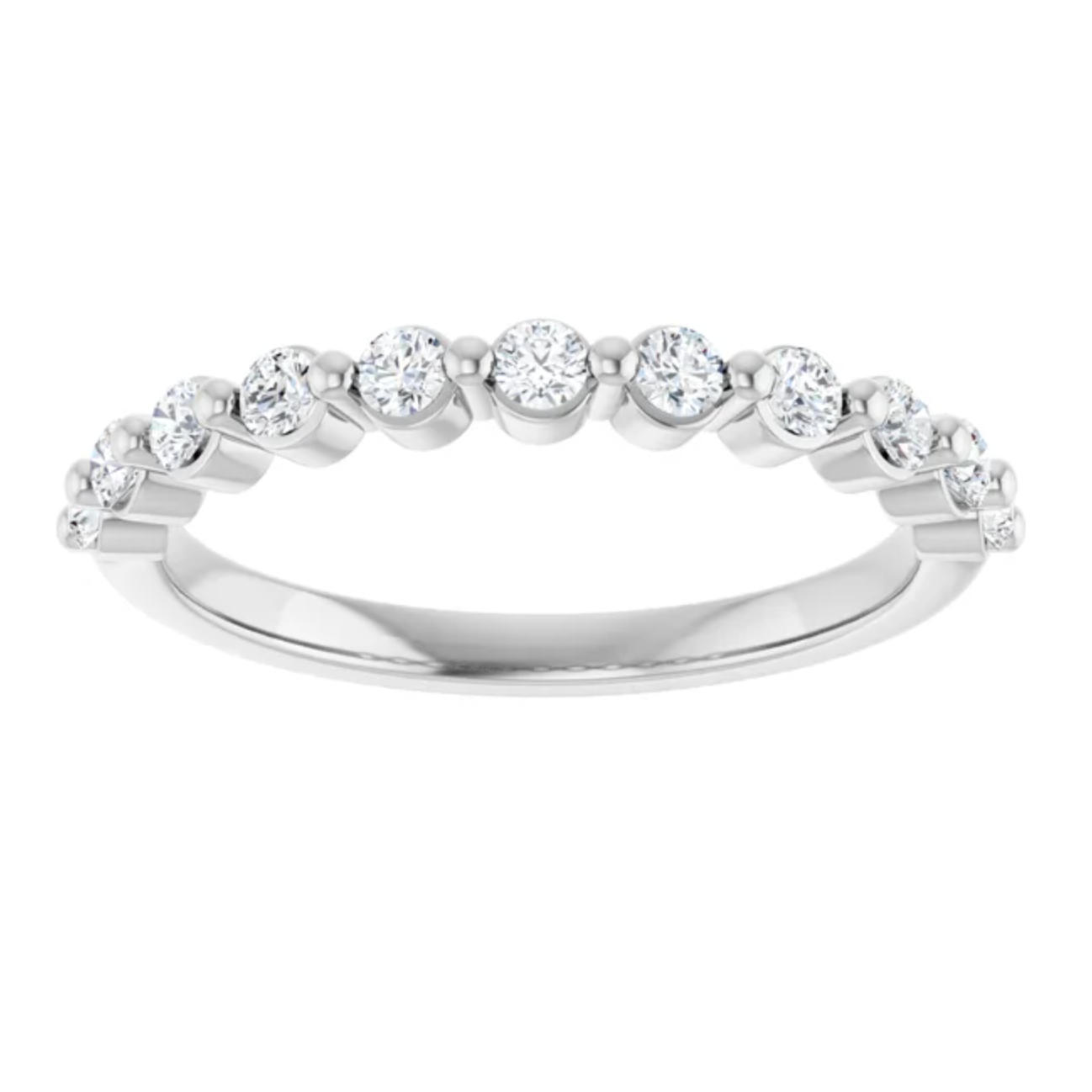 14K White Gold Round Diamonds Ring